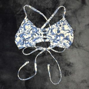 Jolyn swan print “tomcat” bikini top; Size S